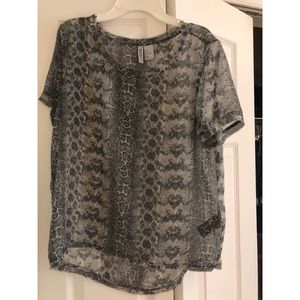 Snake Print Top!!